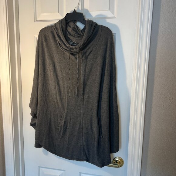 Soma Hoodie - Picture 2 of 4